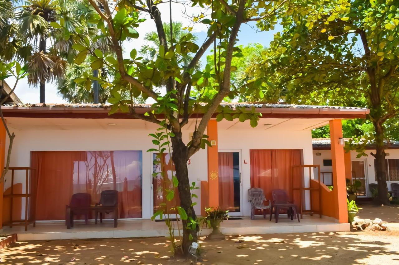Golden Beach Cottages Trincomalee Luaran gambar