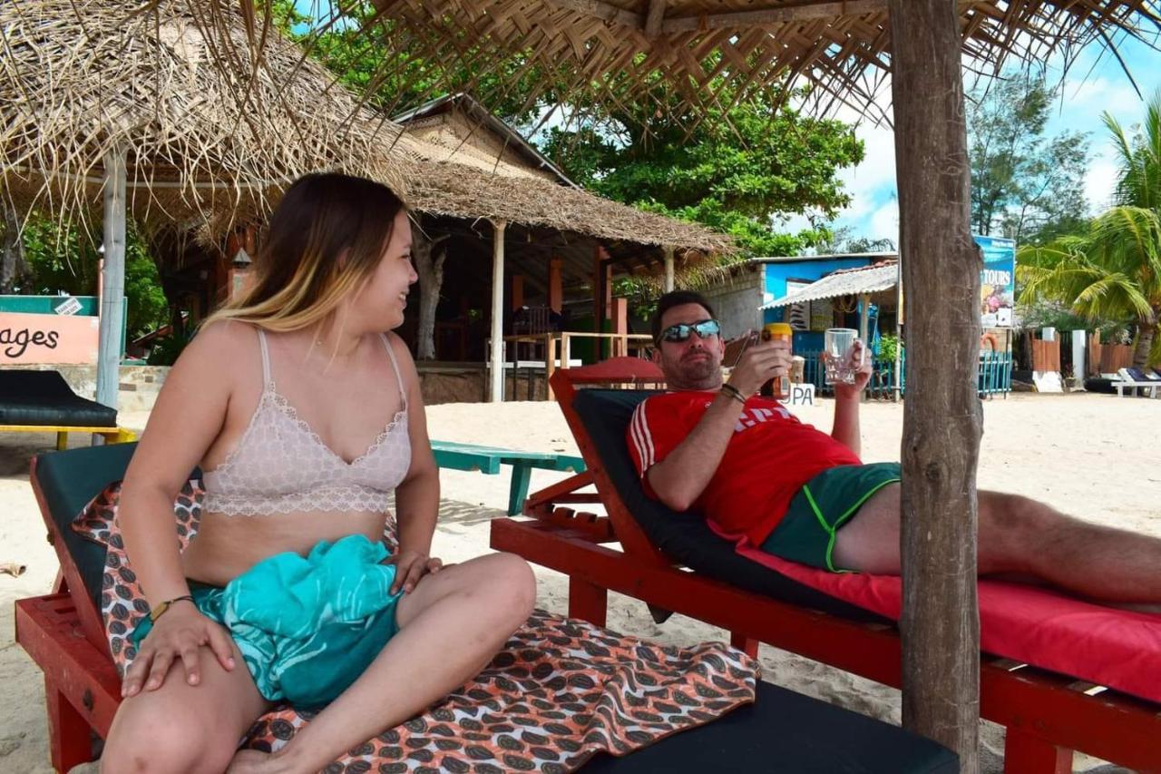 Golden Beach Cottages Trincomalee Luaran gambar