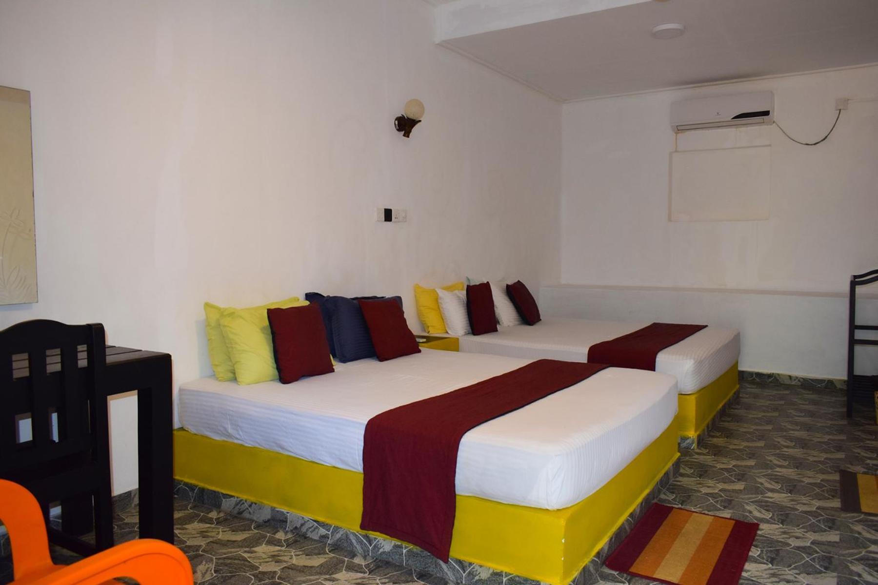 Golden Beach Cottages Trincomalee Luaran gambar