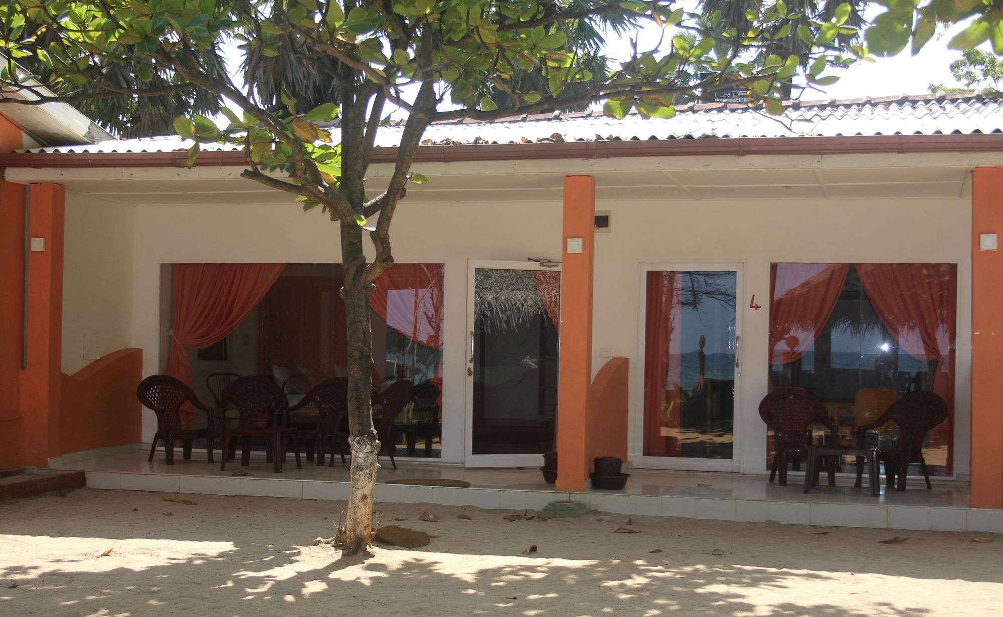 Golden Beach Cottages Trincomalee Luaran gambar